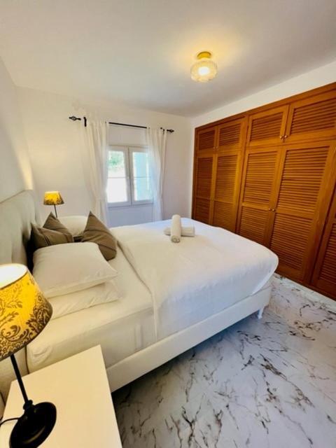 Poolvilla Patricia - Camp De Mar Андратс Екстериор снимка