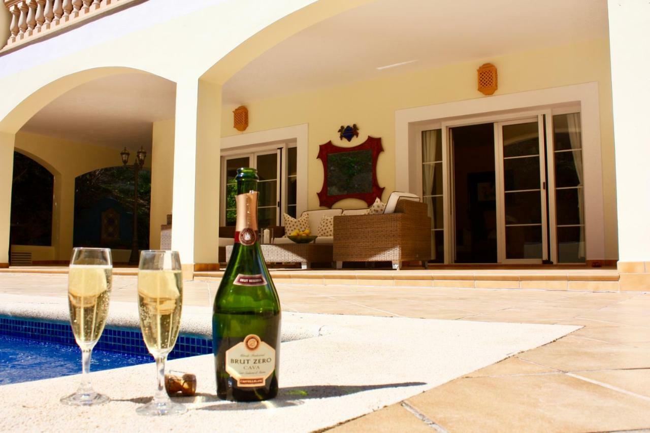 Poolvilla Patricia - Camp De Mar Андратс Екстериор снимка